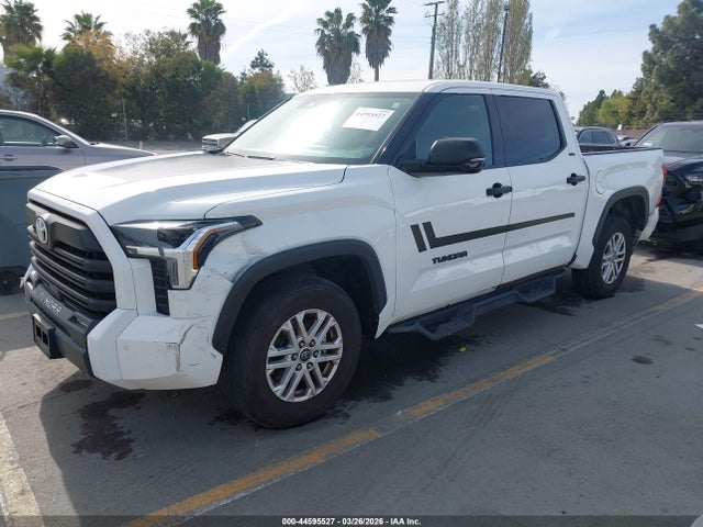 Toyota Tundra Sr5 2023 5TFLA5AB8PX023406 Image 2