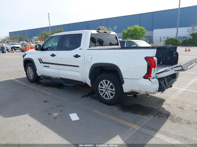 Toyota Tundra Sr5 2023 5TFLA5AB8PX023406 Image 3