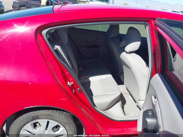 Honda Insight 2014 JHMZE2H33ES002855 Image 8