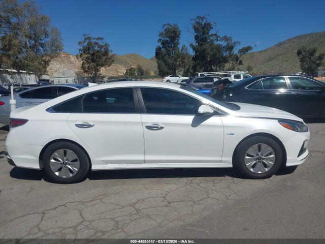 Hyundai Sonata Hybrid Se 2018 KMHE24L33JA080978 Image 13
