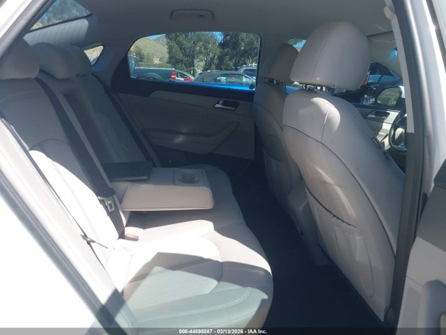 Hyundai Sonata Hybrid Se 2018 KMHE24L33JA080978 Image 8
