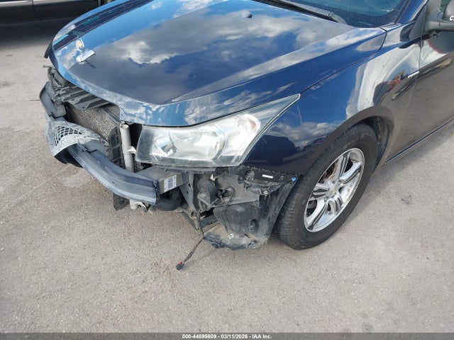 1G1PD5SB0F7284222 Chevrolet Cruze 1lt Manual