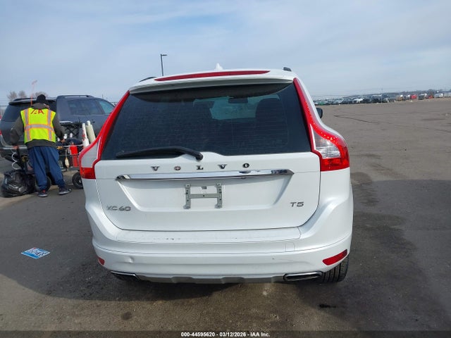 Volvo Xc60 T5 2017 YV440MDJ3H2195827 Image 17
