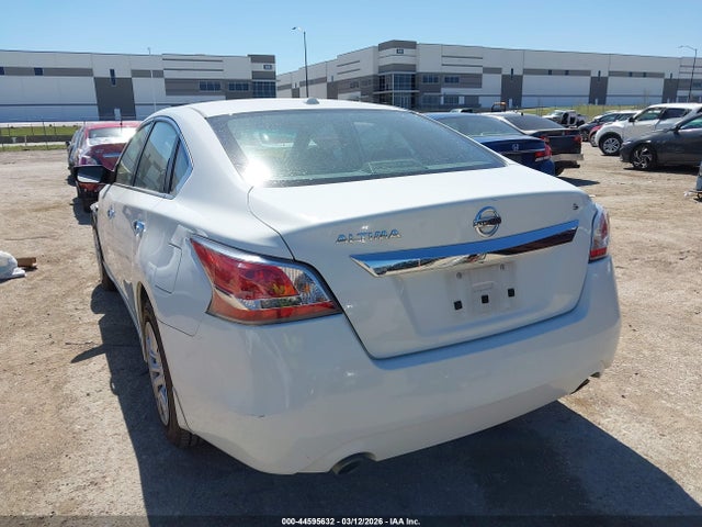 Продаж на аукціоні авто 2015 Nissan Altima 2.5 S, vin: 1N4AL3AP0FC251462, номер лоту: 44595632