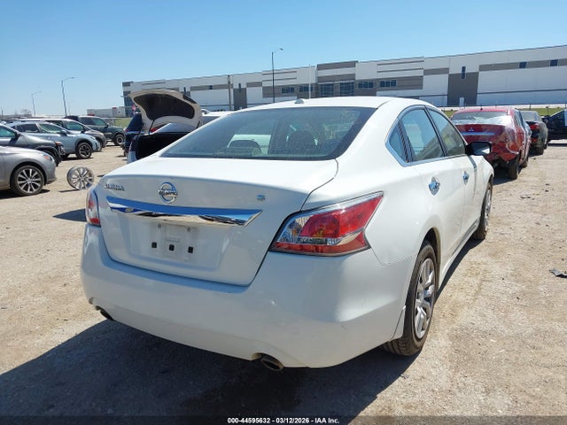 Продаж на аукціоні авто 2015 Nissan Altima 2.5 S, vin: 1N4AL3AP0FC251462, номер лоту: 44595632