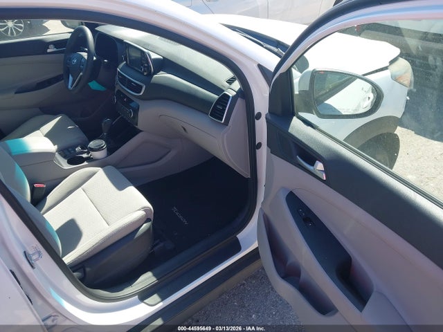 44595649 :رقم المزاد ، KM8J33A43KU005683 vin ، 2019 Hyundai Tucson Value مزاد بيع