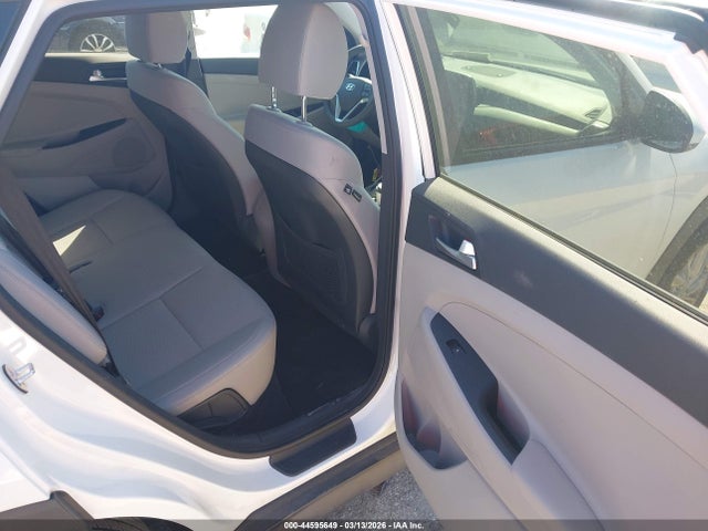 44595649 :رقم المزاد ، KM8J33A43KU005683 vin ، 2019 Hyundai Tucson Value مزاد بيع