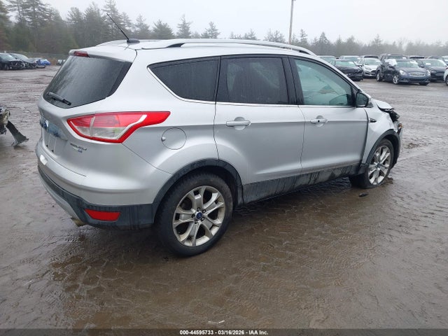Ford Escape Titanium 2016 1FMCU9J95GUB92811 Image 4