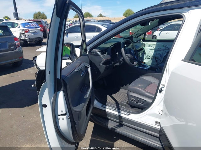 2024 TOYOTA RAV4 PRIME JTMEB3FV1RD203277 Photo 4