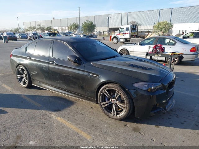 2013 BMW M5 WBSFV9C56DC773687