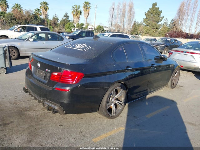 2013 BMW M5 WBSFV9C56DC773687 Photo 3
