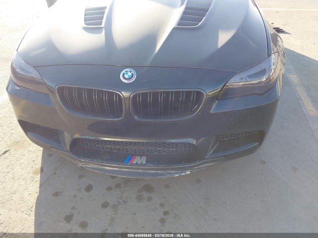 2013 BMW M5 WBSFV9C56DC773687 Photo 5