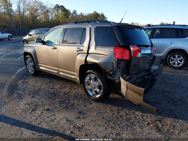 2010 GMC TERRAIN 2CTFLFEY4A6286984 Photo 2