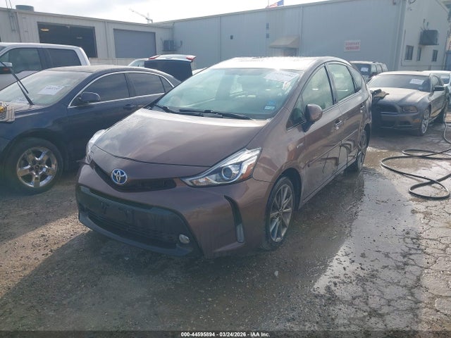JTDZN3EU3GJ053222 Toyota Prius V Five