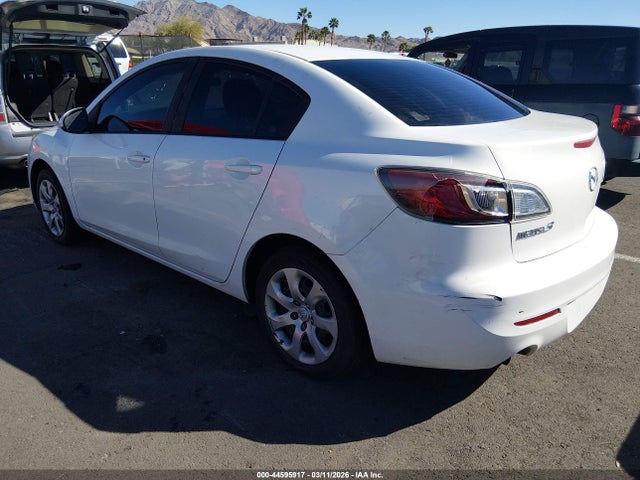 Продажа на аукционе авто 2013 Mazda Mazda3 I Sport, vin: JM1BL1U89D1703666, номер лота: 44595917