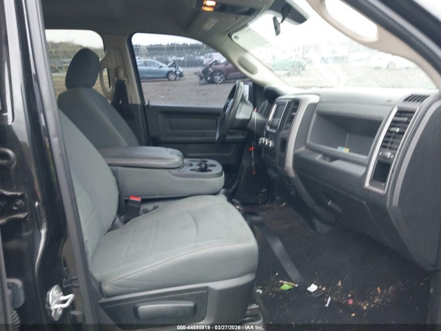 Продажа на аукционе авто 2018 Ram 1500 Express  4x4 5'7 Box, vin: 3C6RR7KT2JG118679, номер лота: 44595919