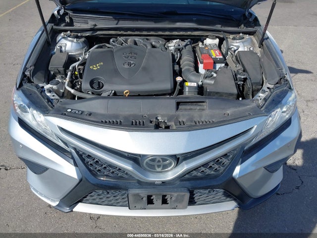2020 Toyota Camry Xse V6 მანქანა იყიდება აუქციონზე, vin: 4T1KZ1AK5LU037137, აუქციონის ნომერი: 44595936