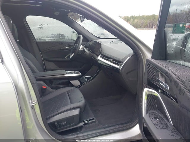 2023 BMW X1 WBX73EF08P5Y24113 Photo 4