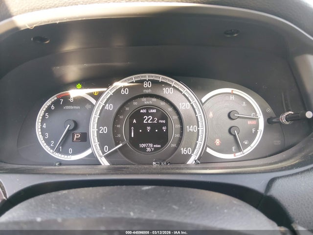 44596008 :رقم المزاد ، 1HGCR2F9XGA236861 vin ، 2016 Honda Accord Ex-l مزاد بيع