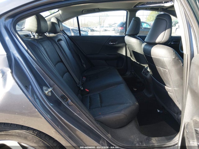 44596008 :رقم المزاد ، 1HGCR2F9XGA236861 vin ، 2016 Honda Accord Ex-l مزاد بيع