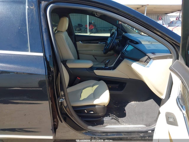 2018 CADILLAC XT5 1GYKNARS1JZ163221 Photo 4