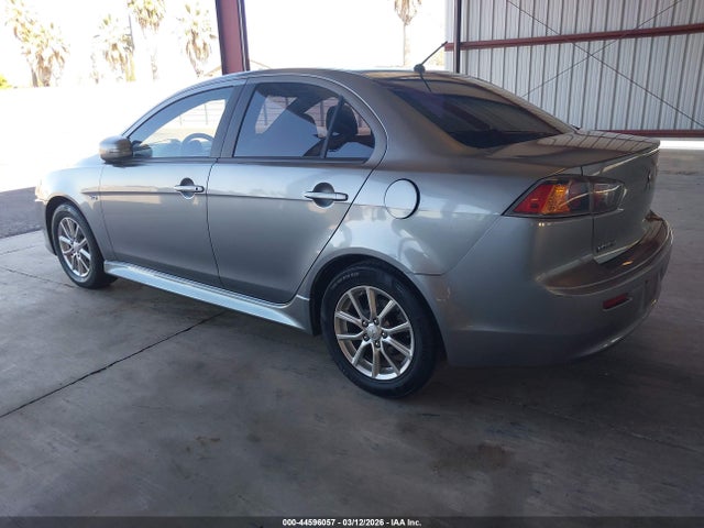 2016 MITSUBISHI LANCER JA32U2FU0GU002061 Photo 2