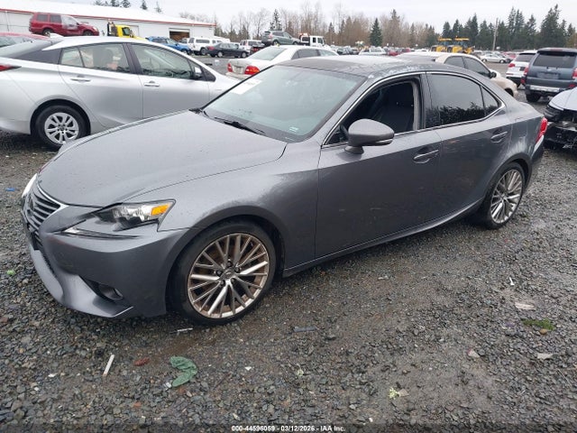 Lexus IS 250 2014 JTHCF1D27E5009719 Image 2