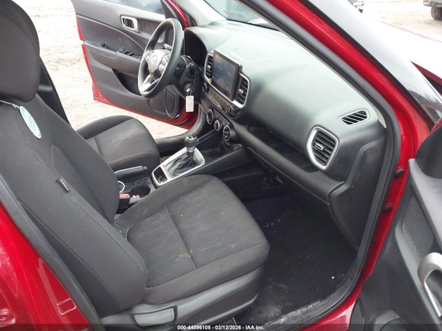 2021 HYUNDAI VENUE KMHRB8A34MU083029 Photo 4