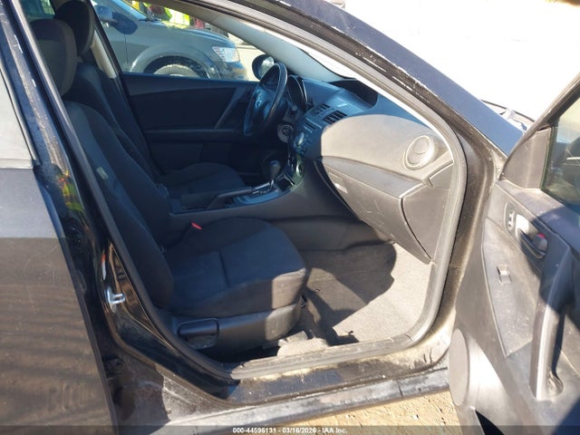 Продаж на аукціоні авто 2011 Mazda Mazda3 I Sport, vin: JM1BL1UG5B1363341, номер лоту: 44596131