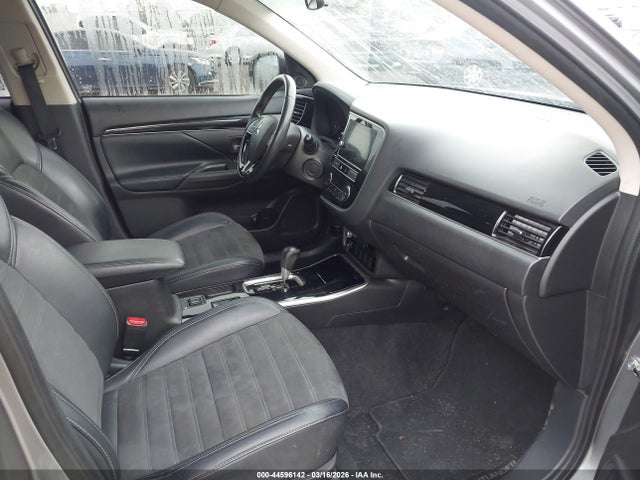 2019 MITSUBISHI OUTLANDER JA4AD3A33KZ049690 Photo 4