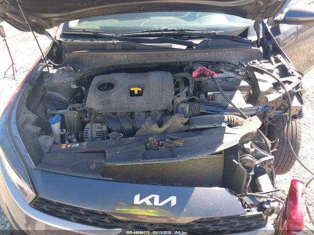 3KPF24AD4PE505294 KIA Forte Lxs