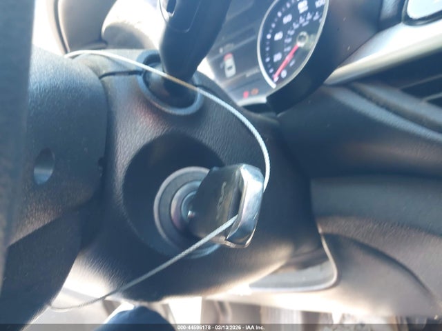 3KPF24AD4PE505294 KIA Forte Lxs