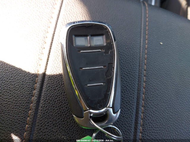 44596187 :رقم المزاد ، 1GNERGKW1KJ101011 vin ، 2019 Chevrolet Traverse 1lt مزاد بيع