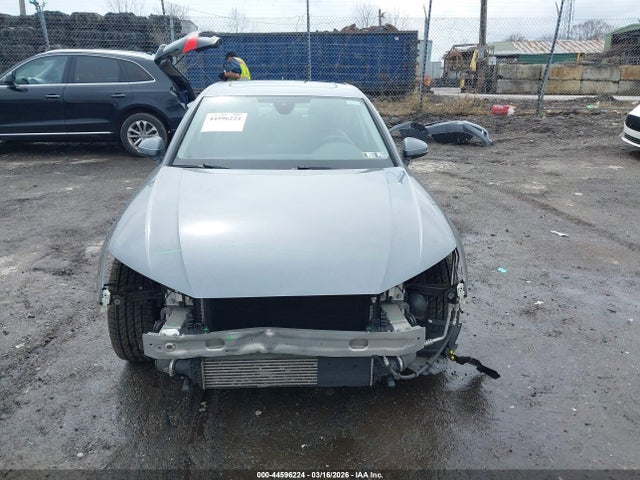 WAUDNAF41HN049464 Audi A4 2.0t Season Of Audi Premium