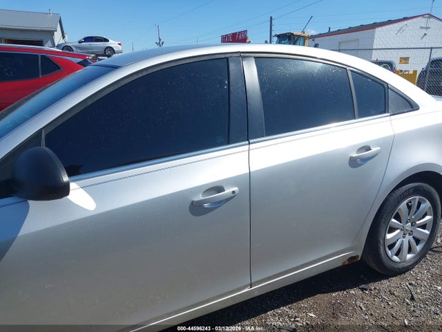 2011 Chevrolet Cruze Ls მანქანა იყიდება აუქციონზე, vin: 1G1PC5SH2B7116731, აუქციონის ნომერი: 44596243