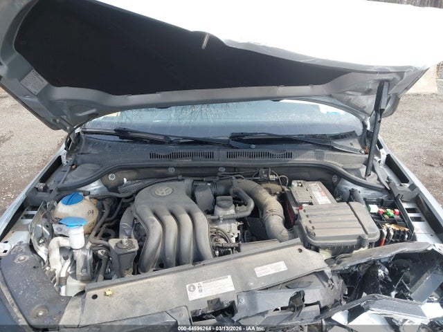 2015 Volkswagen Jetta 2.0l S მანქანა იყიდება აუქციონზე, vin: 3VW2K7AJ9FM242646, აუქციონის ნომერი: 44596264