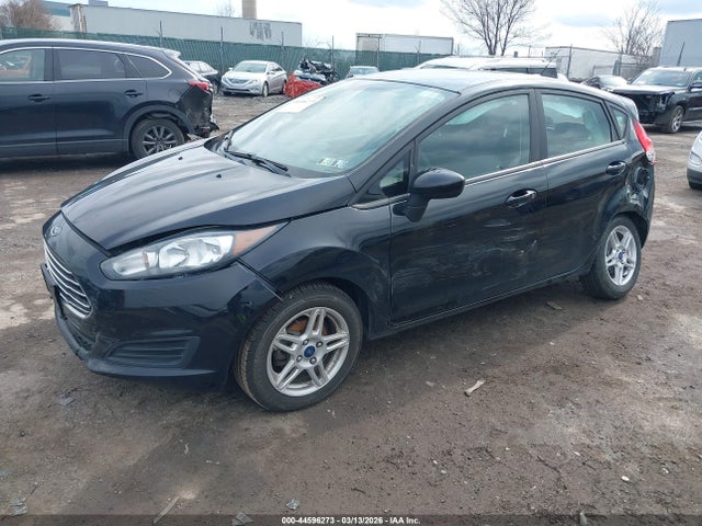 Ford FIESTA SE 2019 3FADP4EJ4KM157073 Image 2