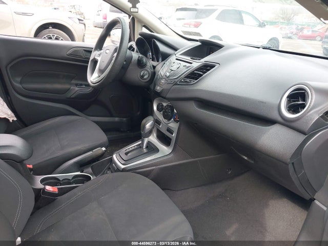 Ford FIESTA SE 2019 3FADP4EJ4KM157073 Image 5