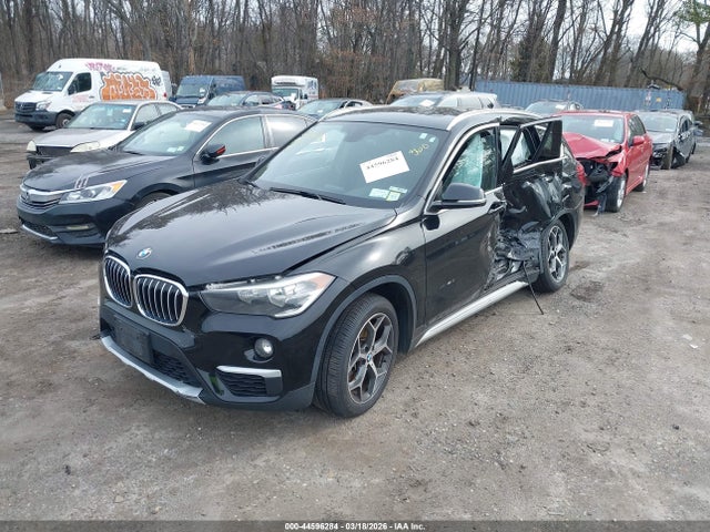 2018 BMW X1 WBXHT3C35J5K30089 Photo 1