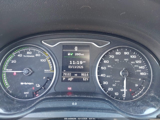 44596296 :رقم المزاد ، WAUUPBFF1HA057279 vin ، 2017 Audi A3 E-tron 1.4t Premium مزاد بيع
