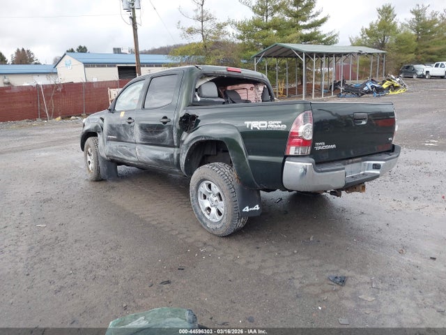 2013 TOYOTA TACOMA 3TMLU4EN5DM133529 Photo 2