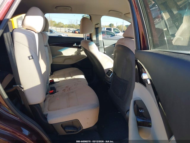 44596378 :رقم المزاد ، 5XYPG4A56KG489979 vin ، 2019 Kia Sorento 3.3l Lx مزاد بيع