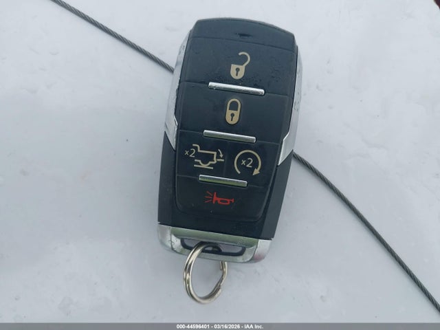 44596401 :رقم المزاد ، 1C6SRFJT6KN631861 vin ، 2019 Ram 1500 Laramie  4x4 5'7 Box مزاد بيع