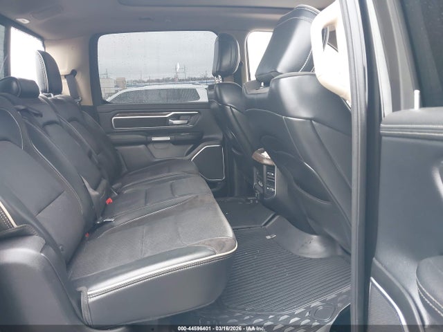 44596401 :رقم المزاد ، 1C6SRFJT6KN631861 vin ، 2019 Ram 1500 Laramie  4x4 5'7 Box مزاد بيع