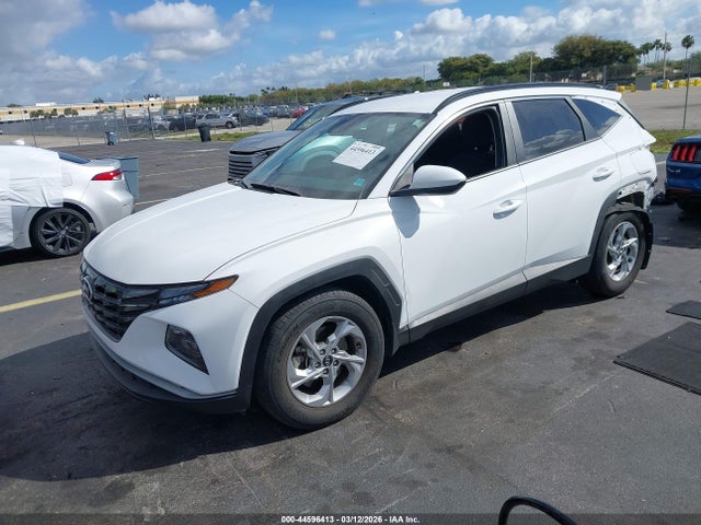 2024 Hyundai Tucson Sel მანქანა იყიდება აუქციონზე, vin: 5NMJB3DE8RH323862, აუქციონის ნომერი: 44596413