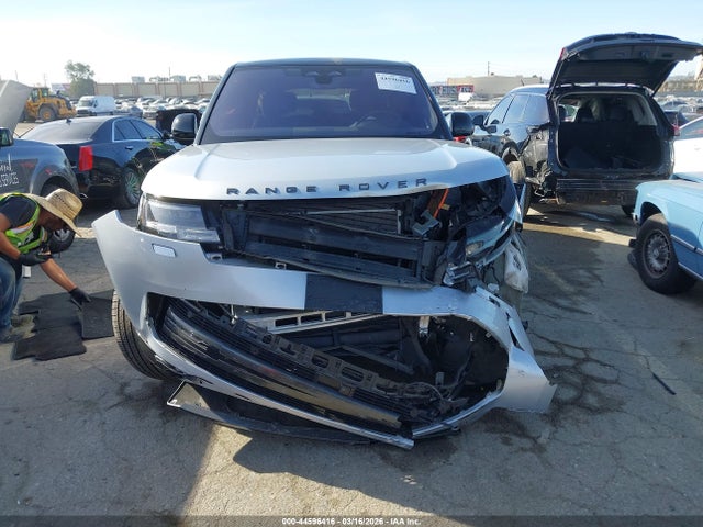 SALKPBFU7PA011536 Land Rover Range Rover P400 Se
