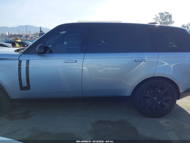 SALKPBFU7PA011536 Land Rover Range Rover P400 Se