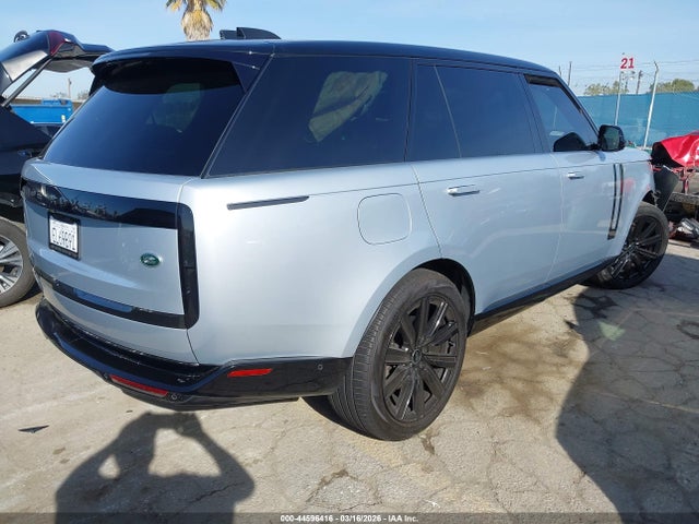 SALKPBFU7PA011536 Land Rover Range Rover P400 Se
