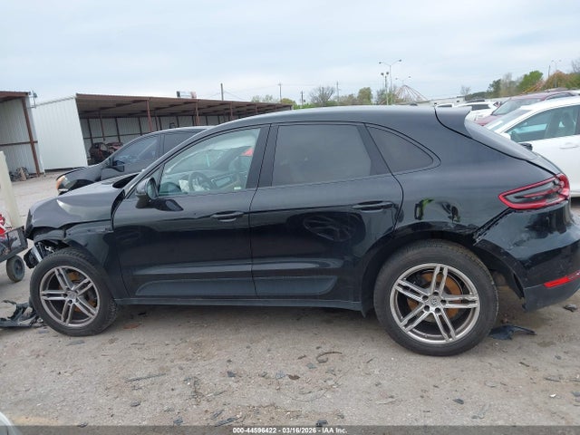 Aukcja sprzedaży 2017 Porsche Macan, vin: WP1AA2A58HLB03537, numer aukcji: 44596422