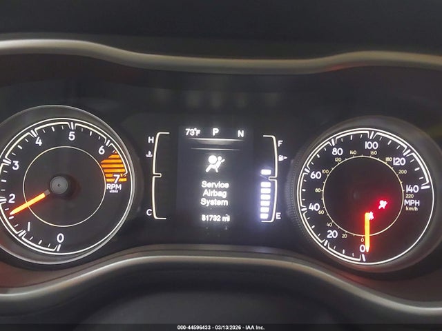 1C4PJLCB3GW208228 Jeep Cherokee Latitude